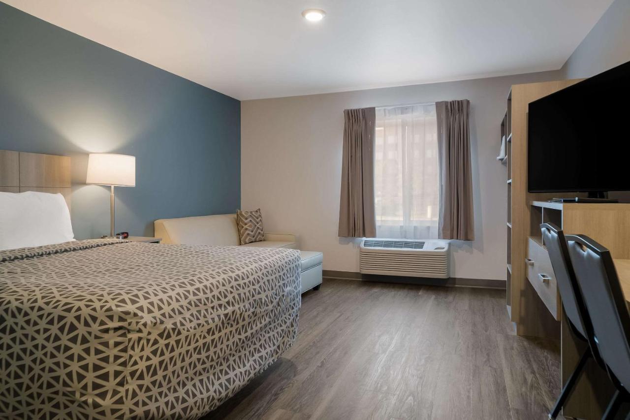 Woodspring Suites Detroit Sterling Heights Exterior photo