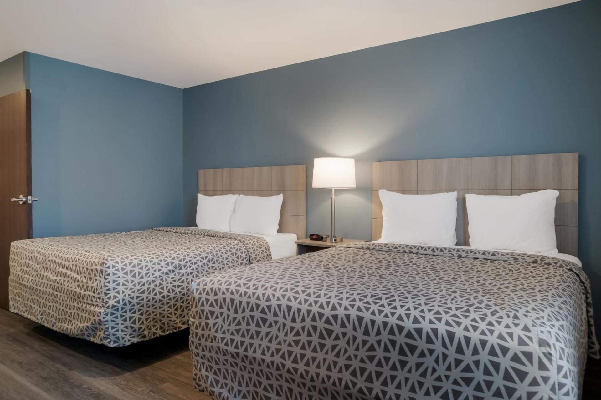 Woodspring Suites Detroit Sterling Heights Exterior photo